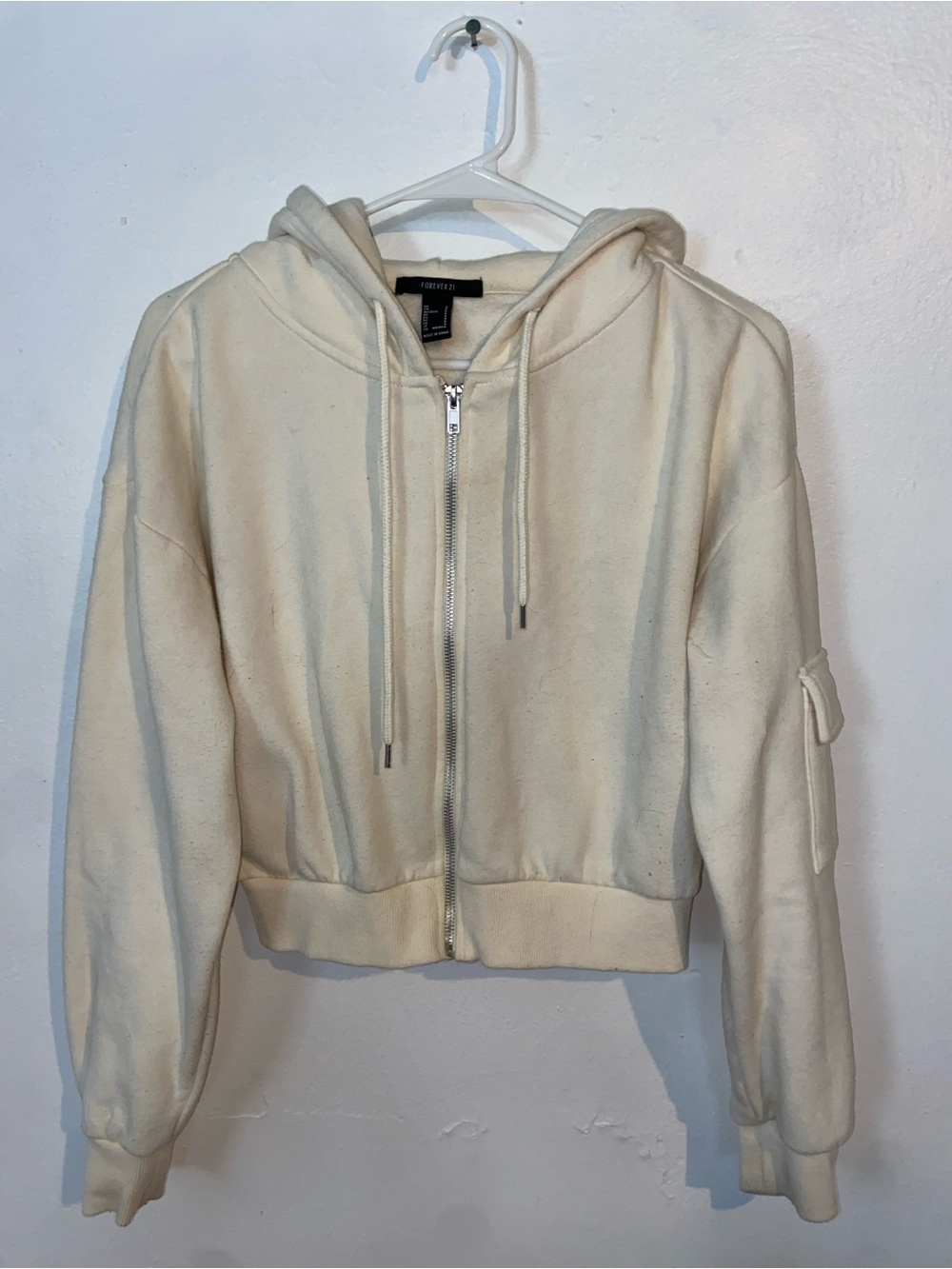 Forever 21 Athleisure Cozy Y2K Loungewear Soft Cream Cropped ZipUp Hooded Jacket